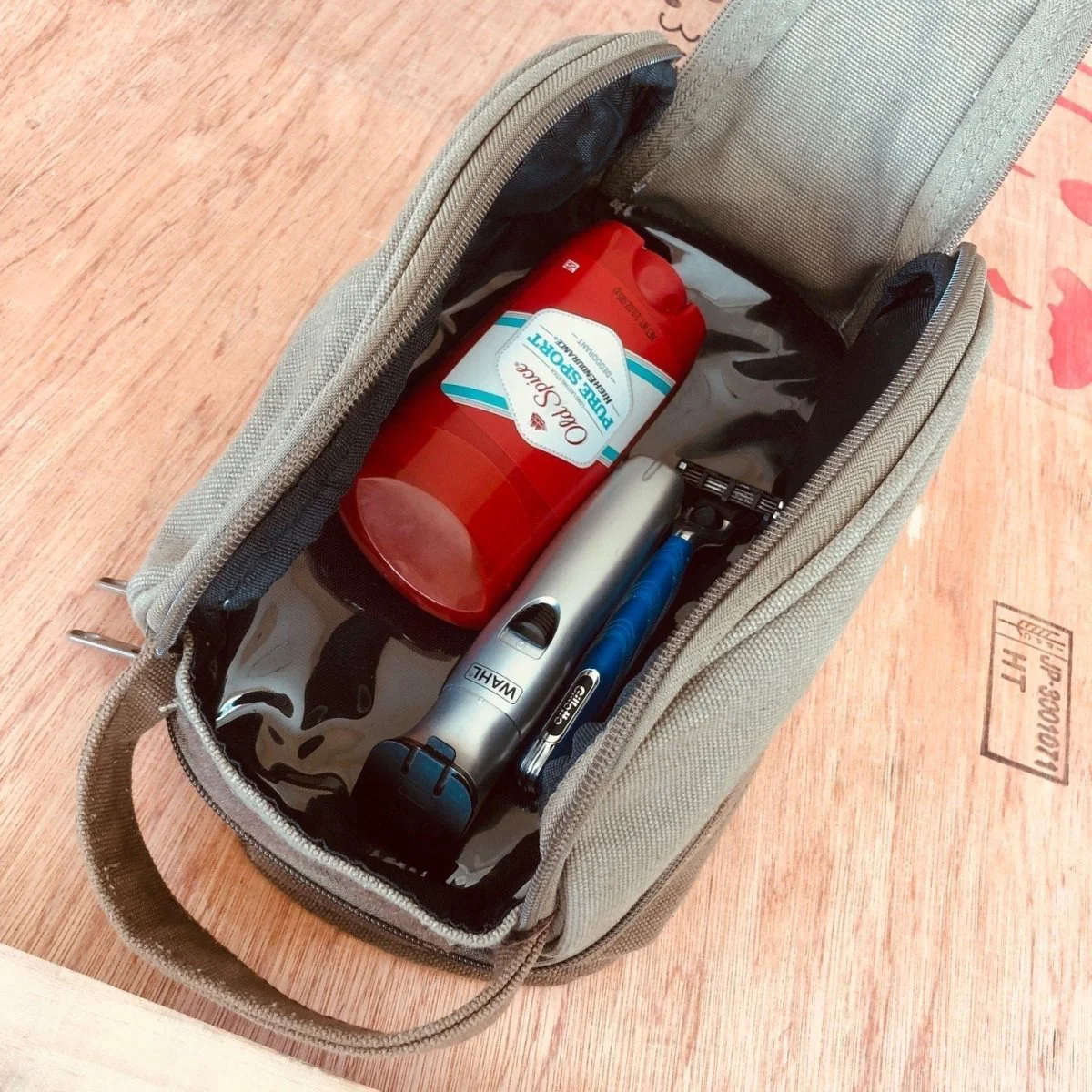 Gift In A Dopp - Image 7